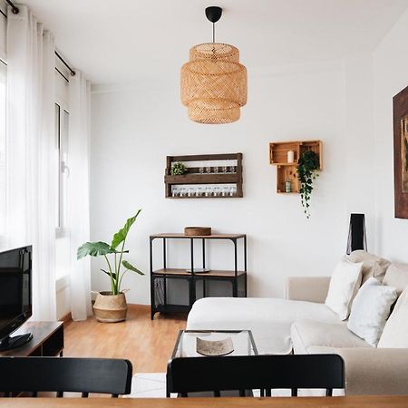 Sunny And Modern Apartment Ideal For Groups Barcelona Ngoại thất bức ảnh