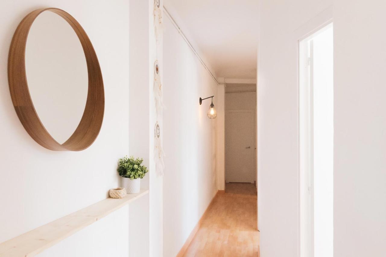 Sunny And Modern Apartment Ideal For Groups Barcelona Ngoại thất bức ảnh