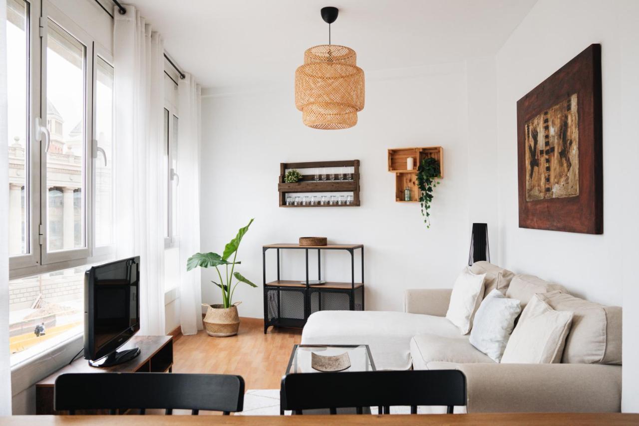 Sunny And Modern Apartment Ideal For Groups Barcelona Ngoại thất bức ảnh